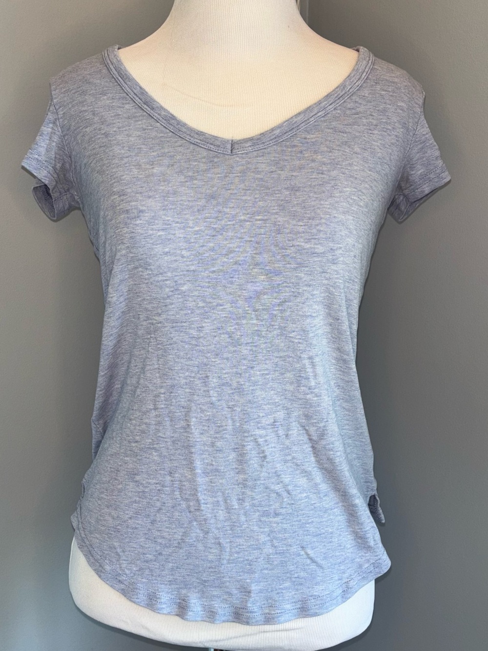 Cynthia Rowley Light Heather Blue V-Neck Tee